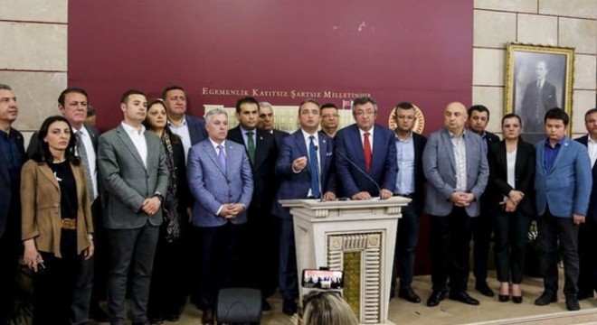 'CHP'den 15 milletvekilini geri çekeriz tehdidi geldi' iddiası