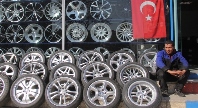 'Kış lastiğinde zammı geri alın'