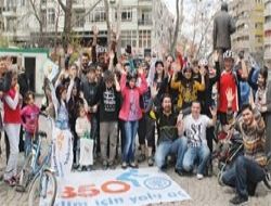 Cemre pedala düştü