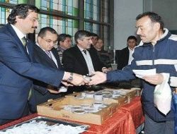 Başkan Ak'ın aşure ikramı