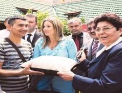 Bir yastıkta ömür 