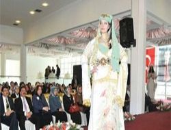 Kadınlara özel Osmanlı defilesi