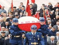 Astsubaylar Anıtkabir'de