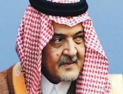 Suudi Arabistan'dan darbeci Sisi'ye destek