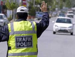 Trafik polislerine gözaltı