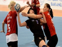 Yenimahalle finalde