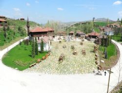 Köy Park'ın adı Altın Köy oldu