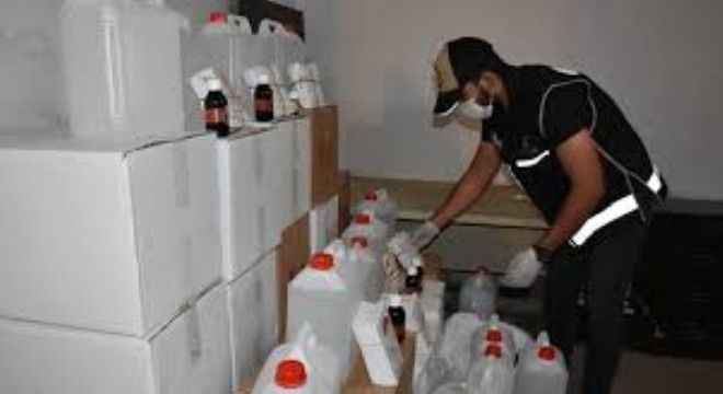28 Bin Litre Sahte Alkol Ele Geçirildi: 9 Gözaltı