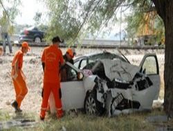 Dönüş yolunda kaza: 1 ölü 5 yaralı