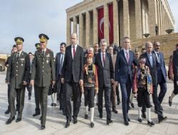 92'nci yılda buruk Ankara