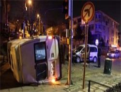 Kavşakta feci kaza