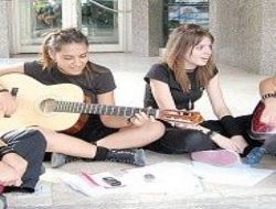 Sokak müzisyenleri vergiden muaf oldu