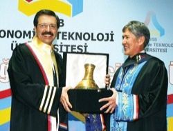 Kırgız Başbakan'a onursal doktora