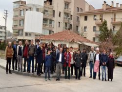 Okul yanındaki baza ‘Birlik'te tepki