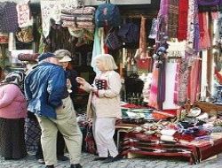 Kale esnafı rehberlerden şikayetçi