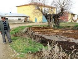 Besiciler çözümü valilikte aradılar