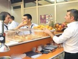 Kantin kalktı, sebze, meyve ve süt var