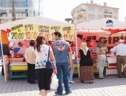 Turşu kalktı, kültür festivali oldu