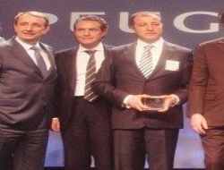 Göral'a memnuniyet ödülü