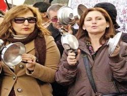Tencere tava eylemi bitti