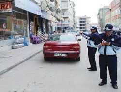 Trafikten sonra zabıtada fotoğraflıyor