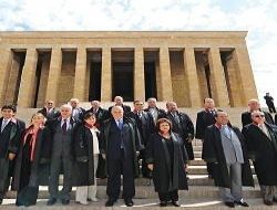 Barolar Birliği'nden Ata'ya ziyaret