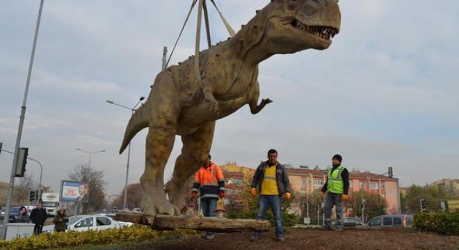 AK Parti'de yeni başkanlarla fabrika ayarları