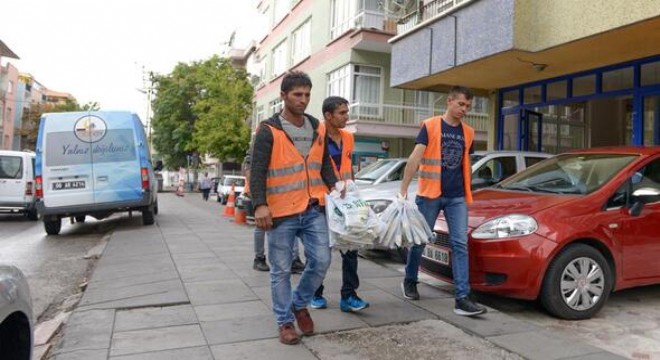 Altındağ'da 120 bin çöp poşeti dağıtıldı