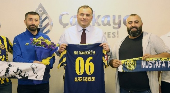 Ankaragücü taraftarından Başkan Taşdelen'e teşekkür ziyareti