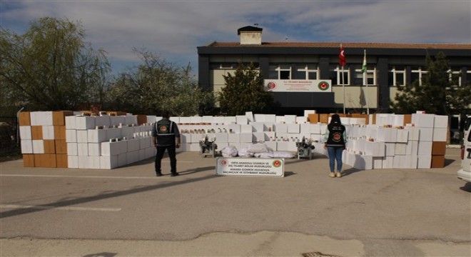 Ankara'da kaçak tütün ve makaron operayonu