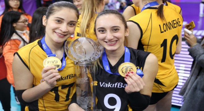 Ayça Aykaç ve Tuğba Şenoğlu yeniden VakıfBank'ta