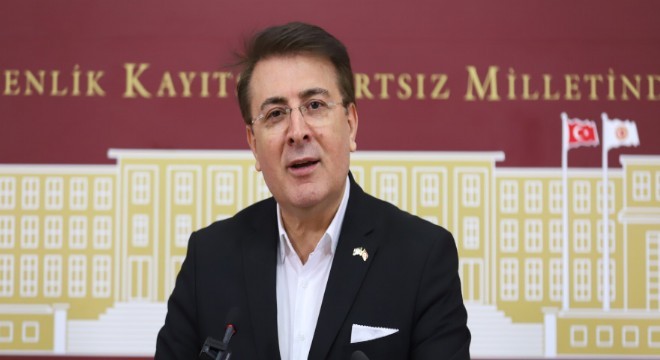 Aydemir: 'Eylem orta yerde, söylem orta yerde'