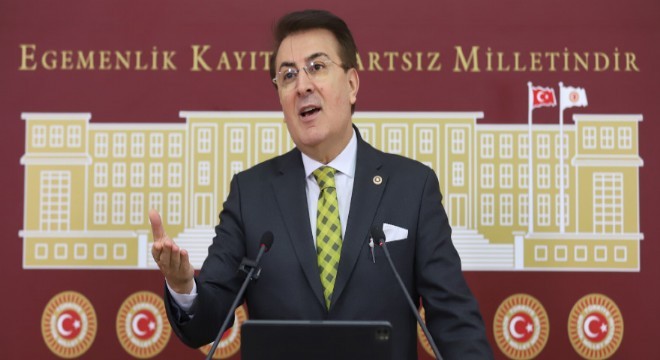 Aydemir: 'Mehmet Akif Ersoy bir tefekkür abidesidir'