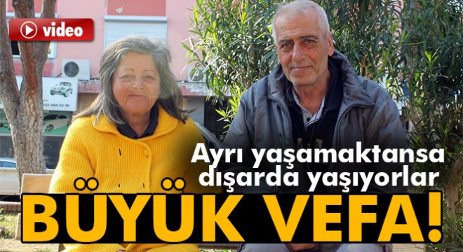 Ayrılmamak için parklarda yaşamaya başladılar