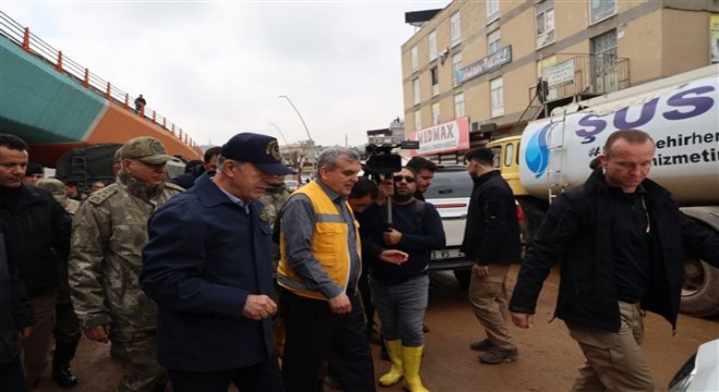 Bakan Akar, Şanlıurfa'da incelemelerde bulundu