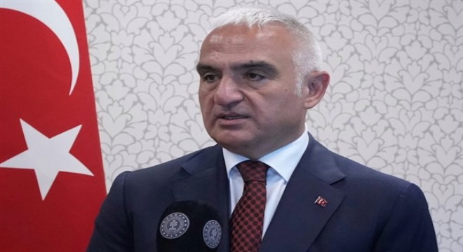 Bakan Ersoy: Roma İmparatorluk Dönemi'ne ait iki heykel keşfedildi