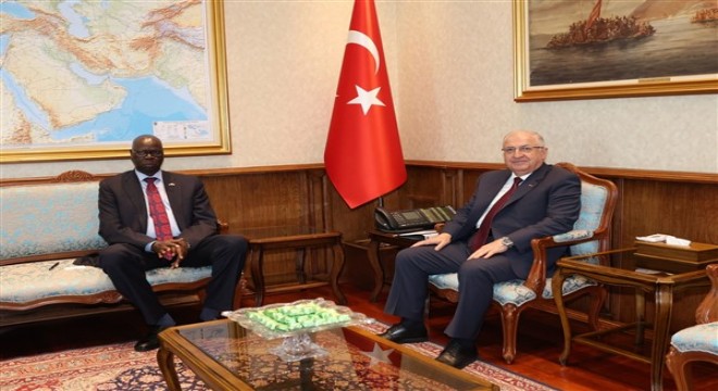 Bakan Güler, Güney Sudan'ın Ankara Büyükelçisi Thiep'i kabul etti