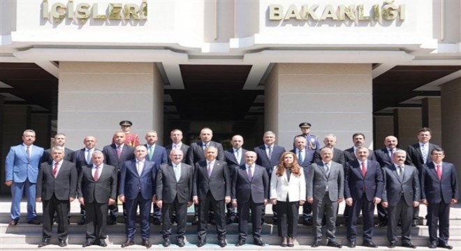 Bakan Yerlikaya, 23 ilin emniyet müdürünü kabul etti