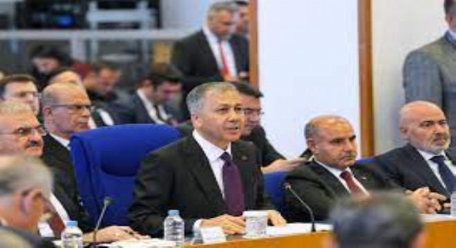 Bakanlardan TBMM'deki Gerginliğe Tepki