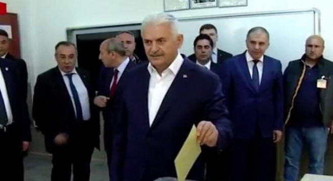 Başbakan Yıldırım: Sonuç ne olursa olsun başımızın tacıdır