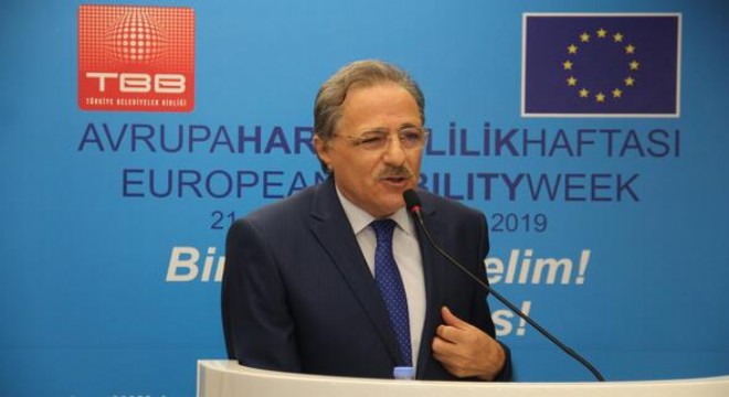Başkanlara tavsiye: 'Meydanları Koruyun'