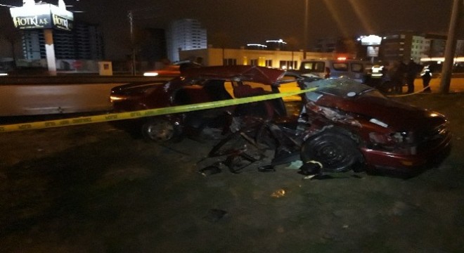 Başkent'te trafik kazası: 2 ölü, 2 yaralı