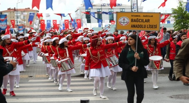 Bağcılar'da 19 Mayıs'a yakışır coşkulu kutlama