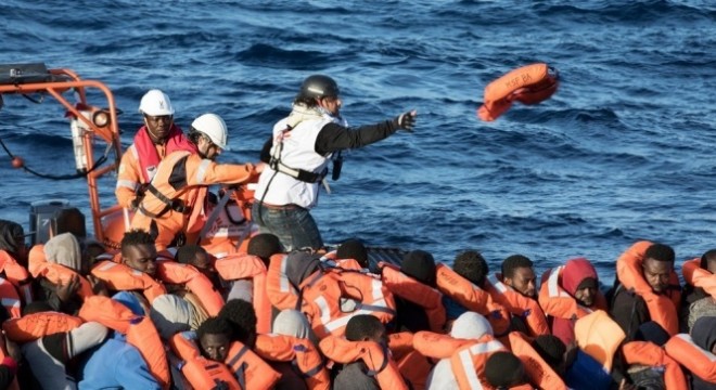 Binden fazla göçmen Libya'ya geri gönderildi