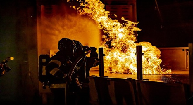 Bursa'da evde çıkan yangında 9 kişi öldü