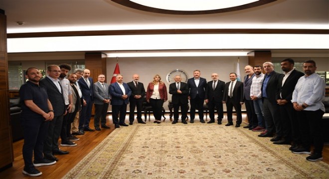 Büyükkılıç'tan final maçı için Kayserispor'a destek organizasyonu