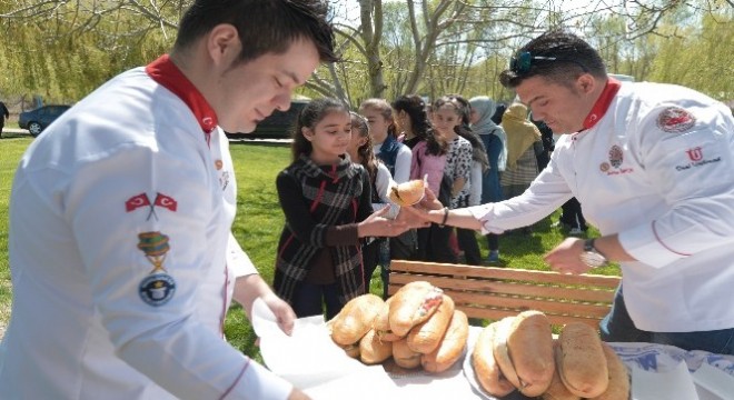Büyükşehir Belediye'den çocuklara balık pikniği