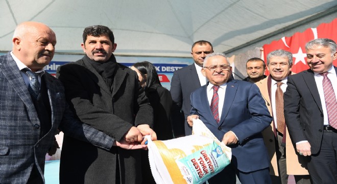 Büyükşehir'den tarıma 3 ayda 25 milyon TL'lik 3 bin ton “tohum” desteği