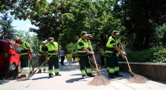 Çankaya'da temizlik tüm hızıyla Ramazan'da da sürüyor