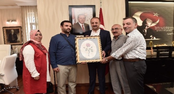 Dadaşlardan Başkan Akgül'e ziyaret